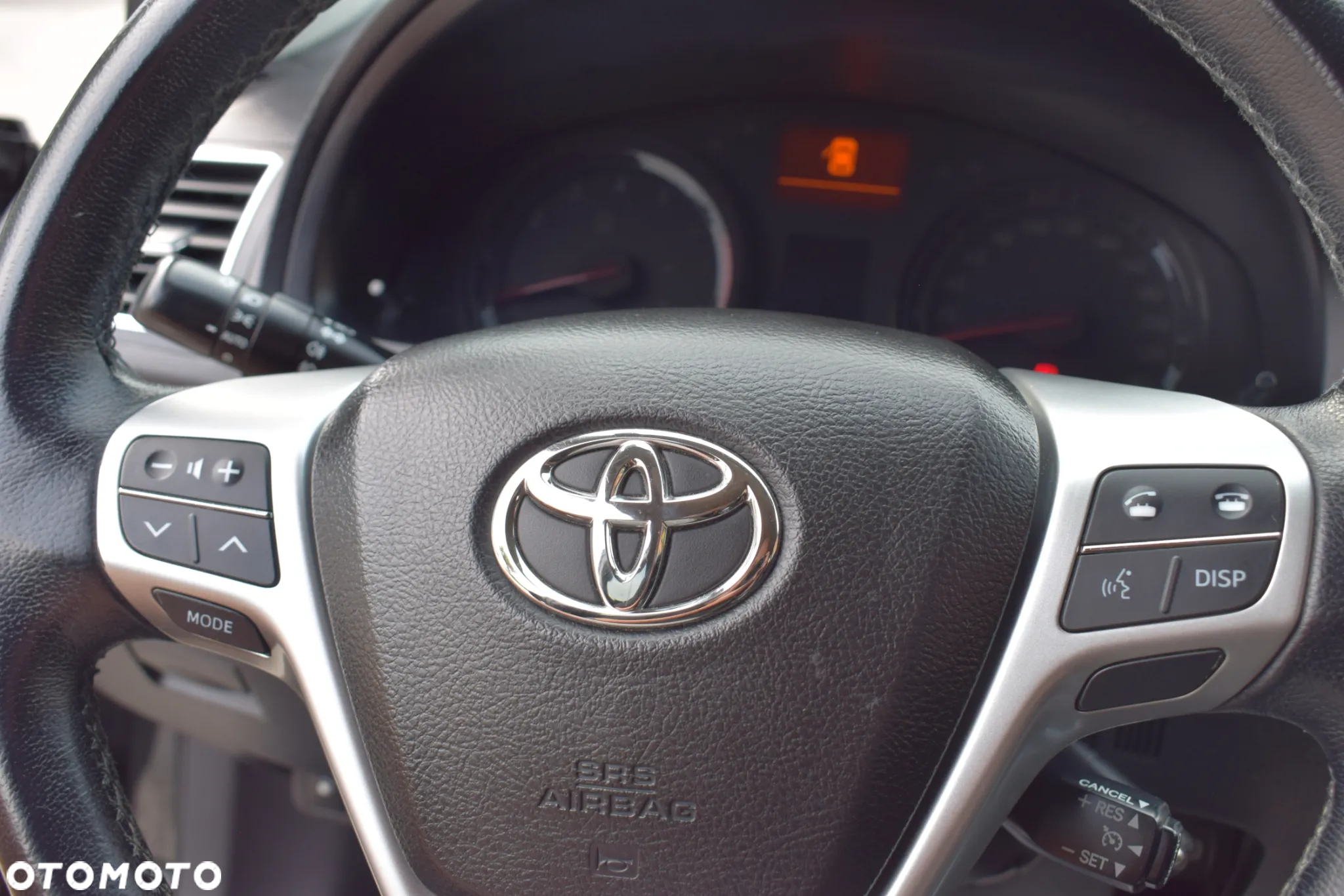 Toyota Avensis 1.8 Business Edition - 6