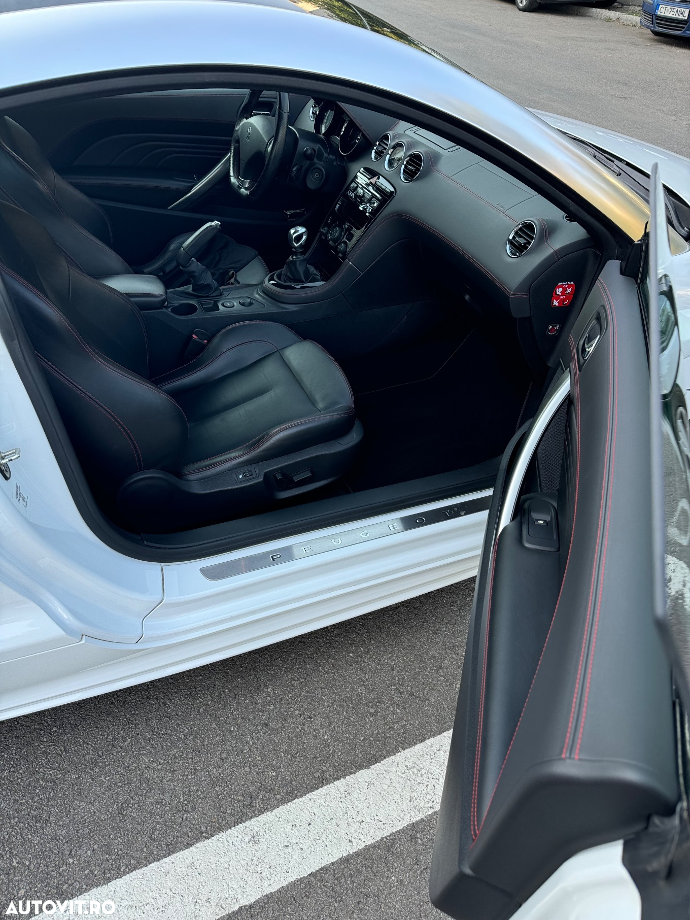 Peugeot RCZ 1.6 THP Sport - 11