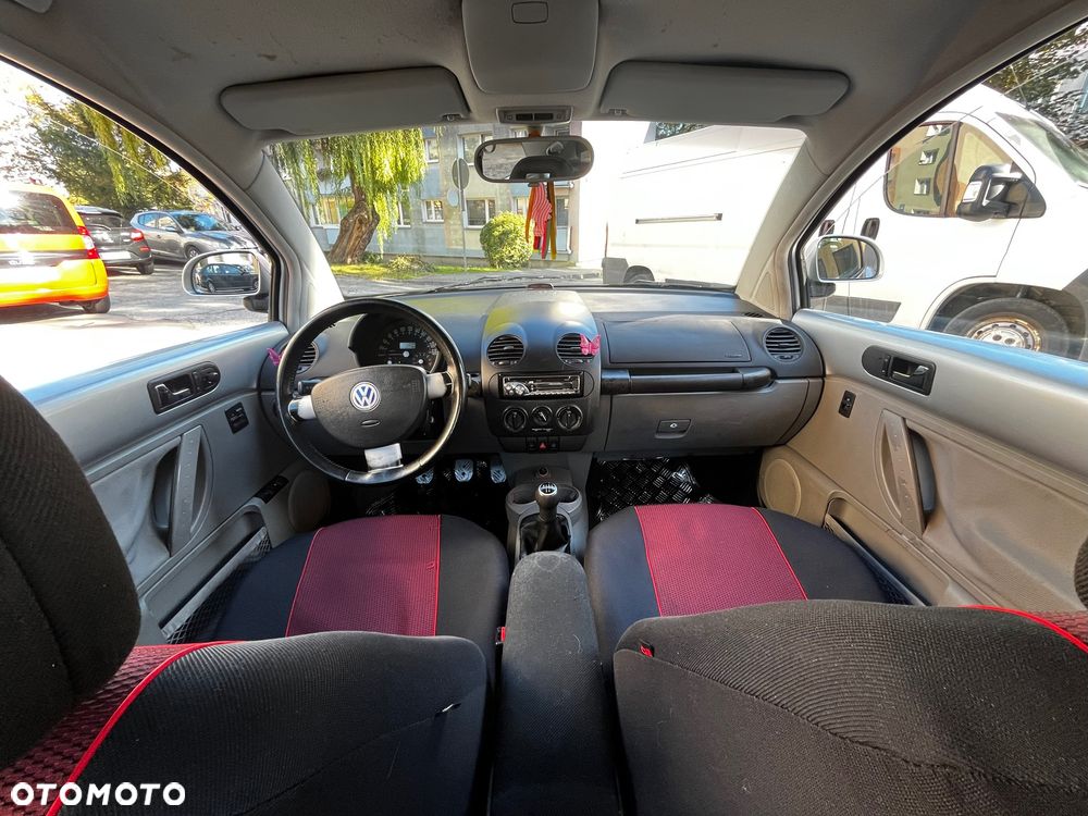 Volkswagen New Beetle 2.0 - 15
