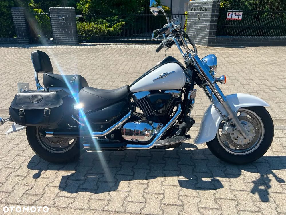 Suzuki Intruder - 7