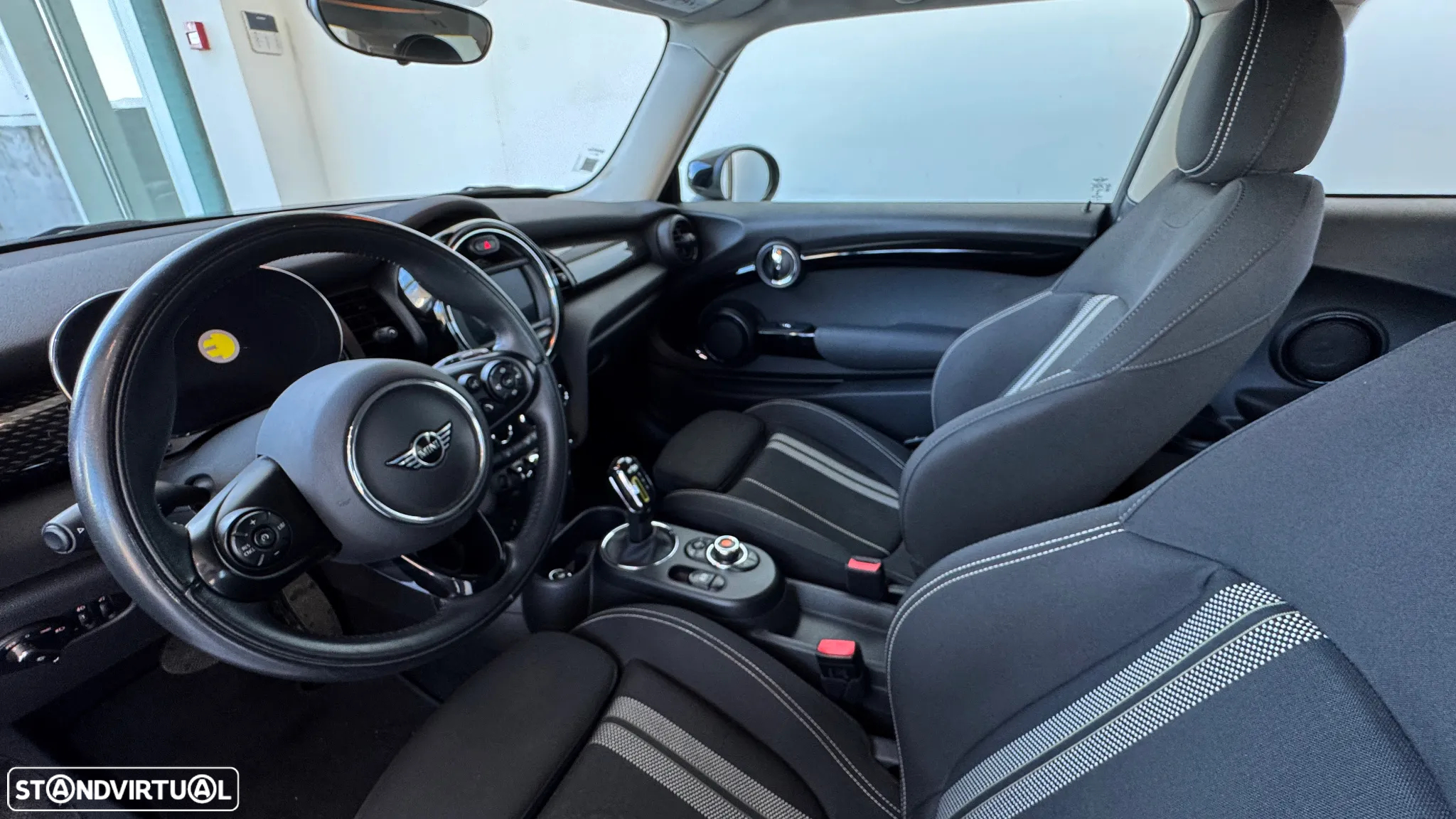 MINI 3 Portas Cooper SE S - 11