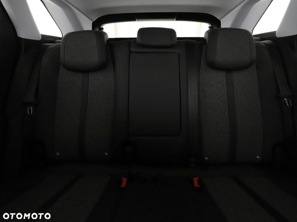 Peugeot 3008 1.6 PureTech GPF Allure S&S EAT8 - 18