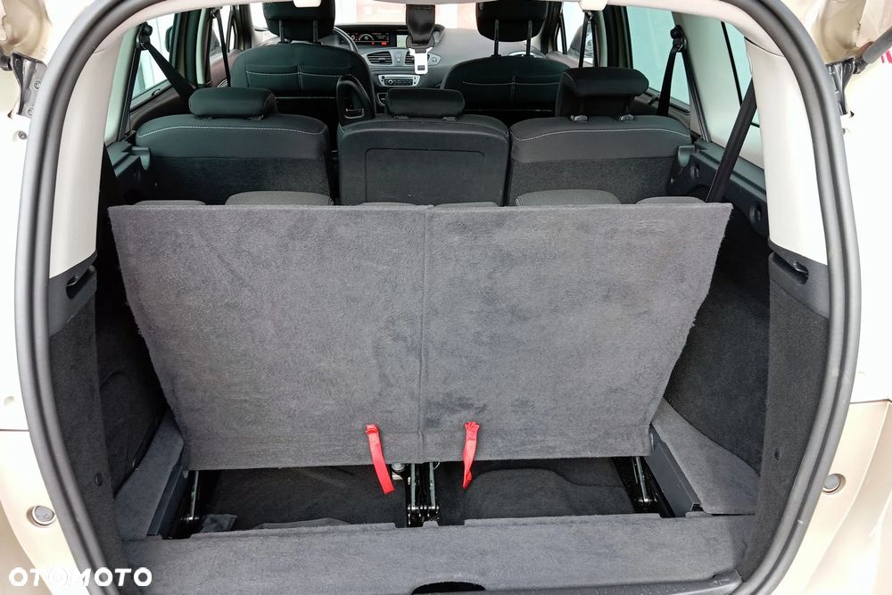 Renault Grand Scenic - 33