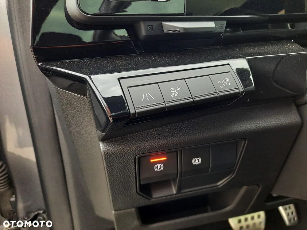 Renault Austral 1.3 TCe mHEV Esprit Alpine - 25