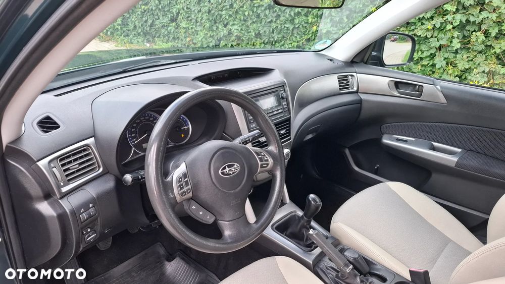 Subaru Forester - 10