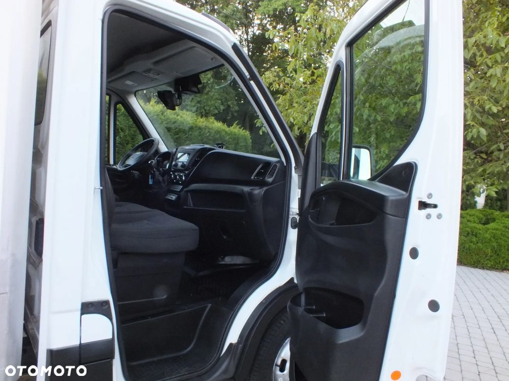 Iveco Daily - 25