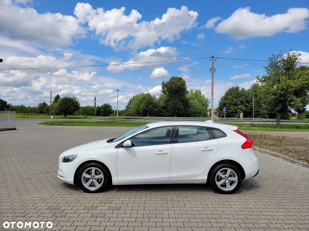 Volvo V40 - 8