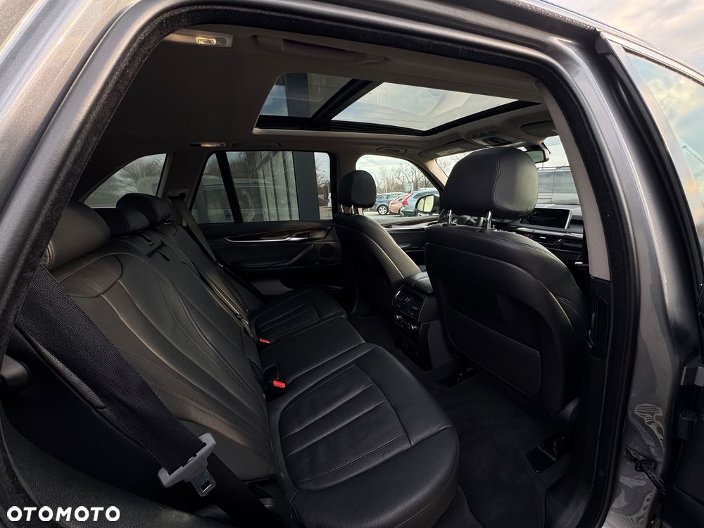 BMW X5 xDrive35i Sport-Aut - 10