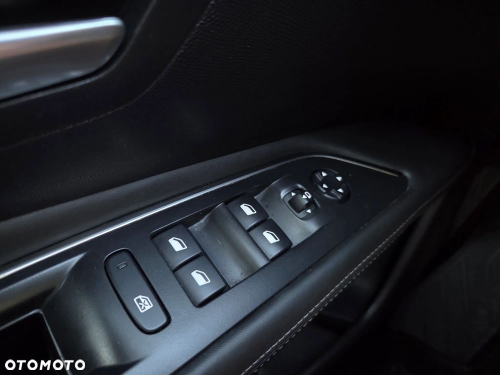 Peugeot 3008 PureTech 130 Stop & Start Allure - 19