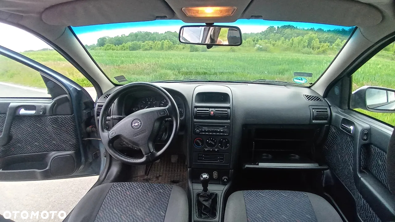 Opel Astra - 19