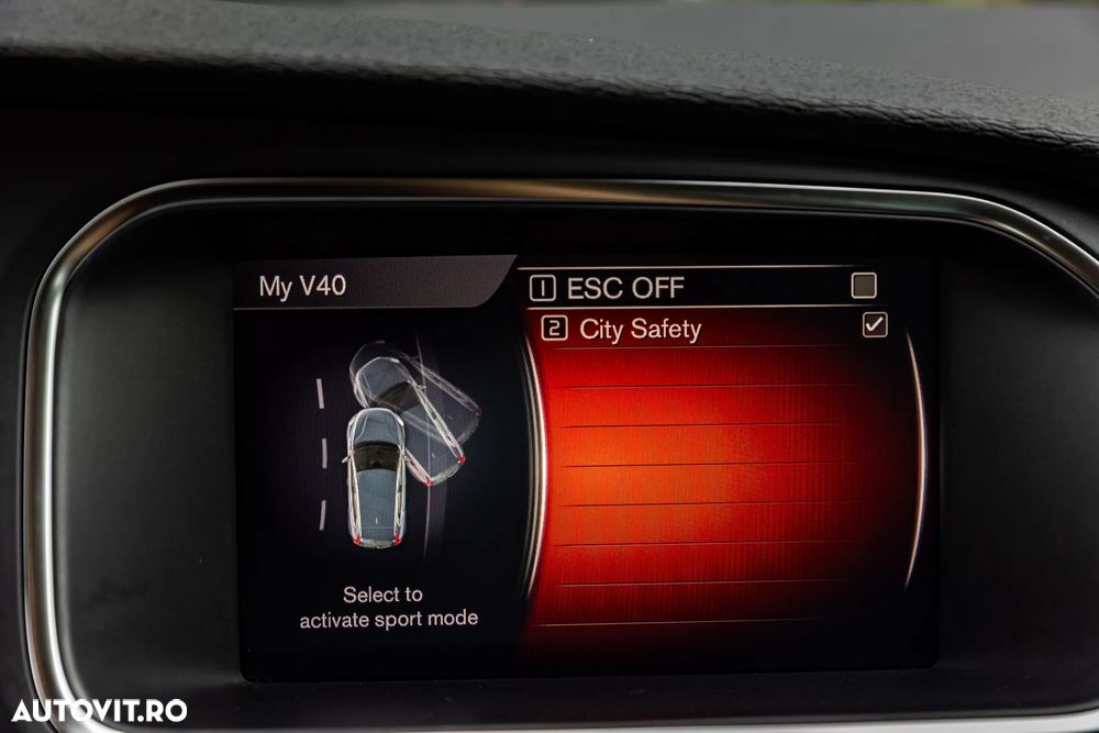 Volvo V40 D2 Momentum - 27