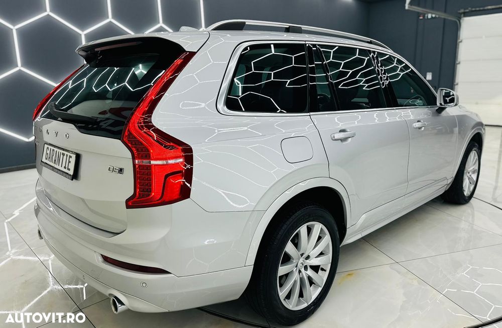 Volvo XC 90 D5 AWD Geartronic Momentum - 5