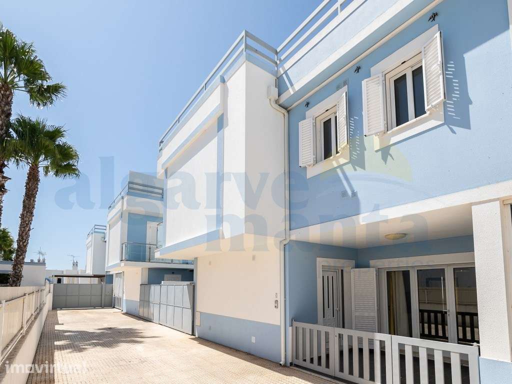 Exclusivo Algarve Manta Properties!
Moradia T4 com Estacionamento ... - Grande imagem: 2/41