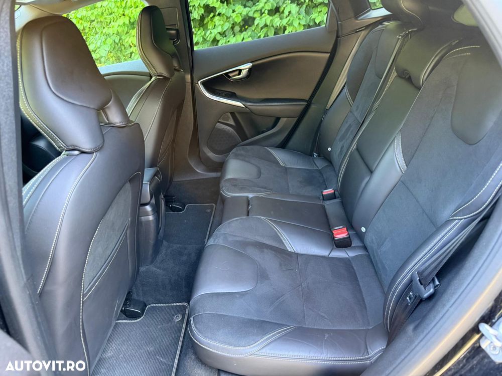 Volvo V40 T3 Geartronic RDesign - 8