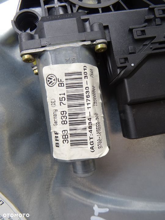 VW PASSAT B5 LIFT KOMBI 1.9 TDI MECHANIZM PODNOŚNIK SZYB LEWY TYŁ 3B9839751BF - 3