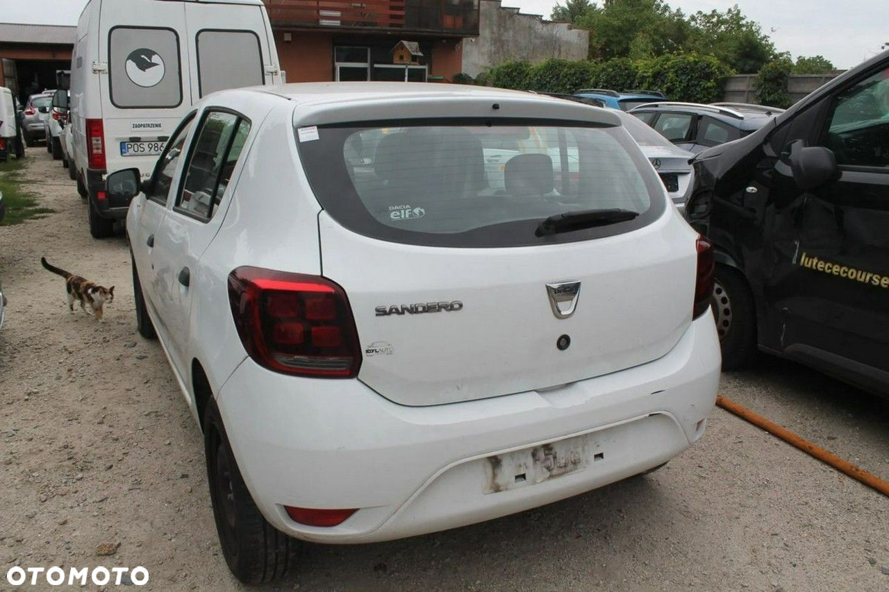 Dacia Sandero - 4