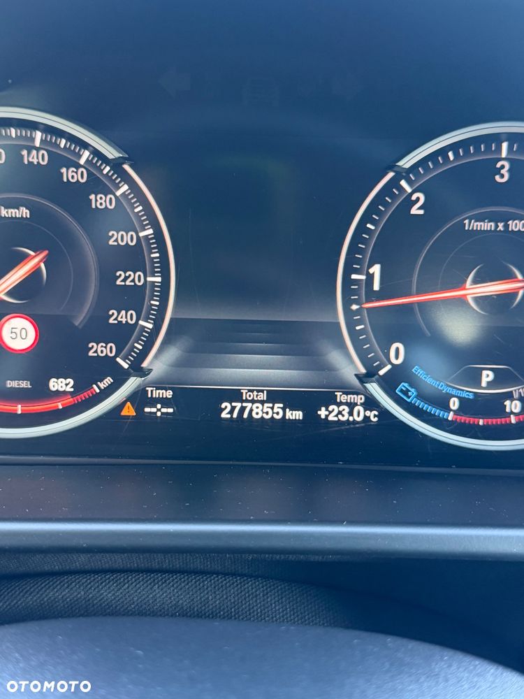BMW X5 xDrive40d - 4
