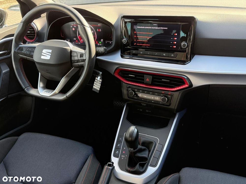 Seat Arona - 13