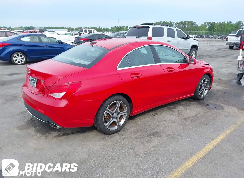 Mercedes-Benz CLA 250 7G-DCT - 23