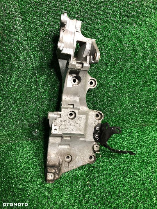 MITSUBISHI OUTLANDER II LIFT GRANDIS 2.0 DID ŁAPA UCHWYT MOCOWANIE ALTERNATORA 03G903143H