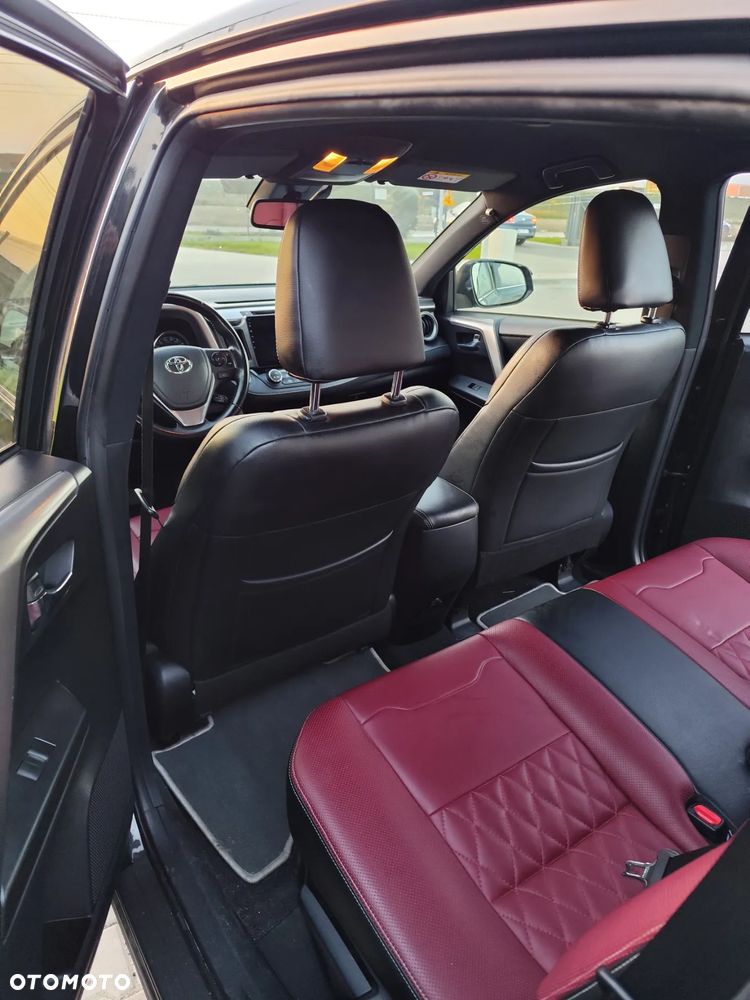 Toyota RAV4 Hybrid Premium 4x4 - 19