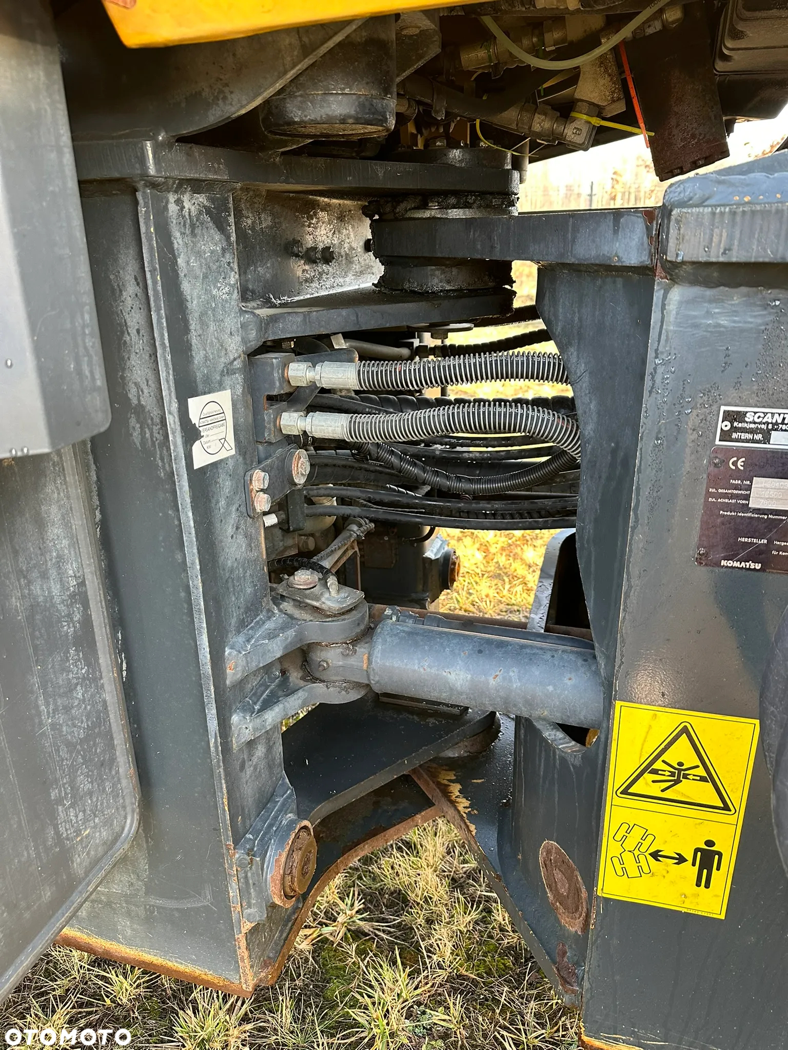 Komatsu WA 320PZ-6 - 12