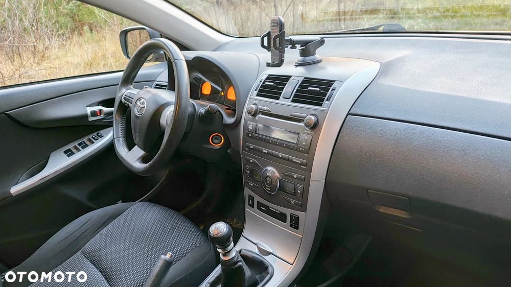 Toyota Corolla 1.4 D-4D Premium - 10