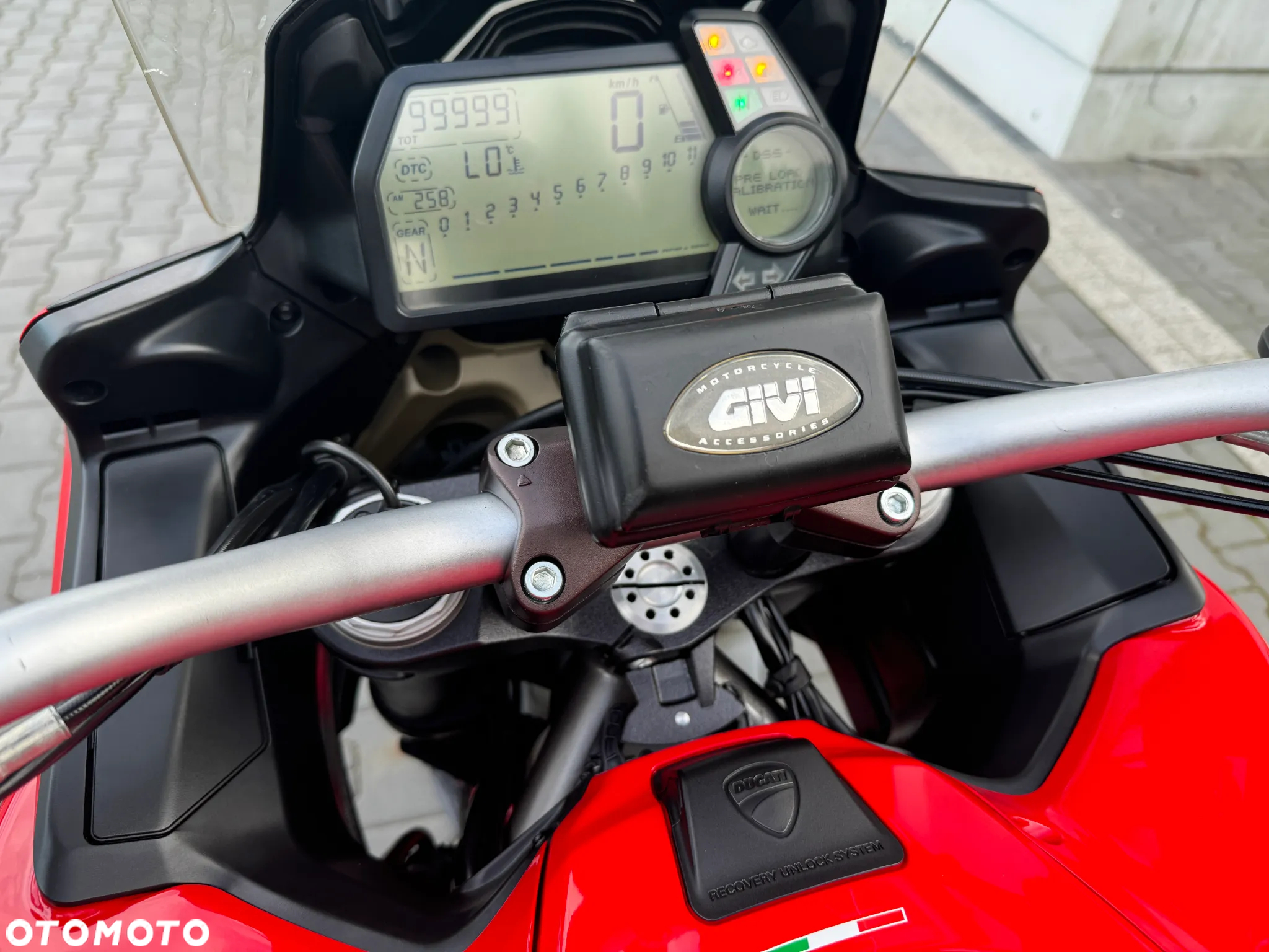 Ducati Multistrada - 24