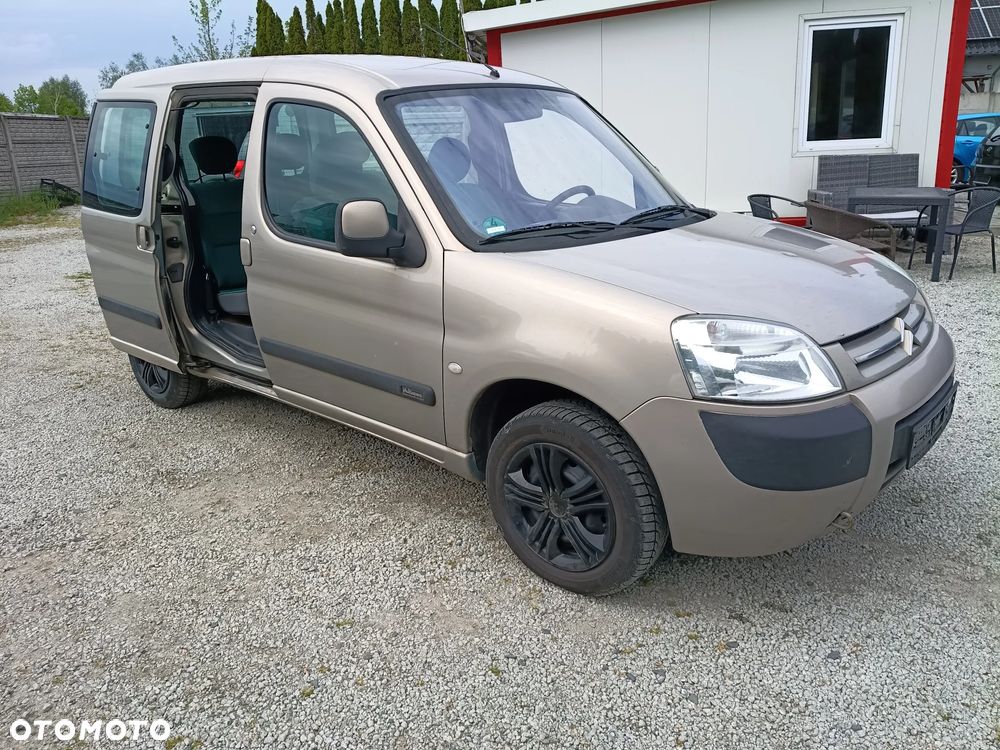 Citroën Berlingo 1.6i Pakiet Plus - 11
