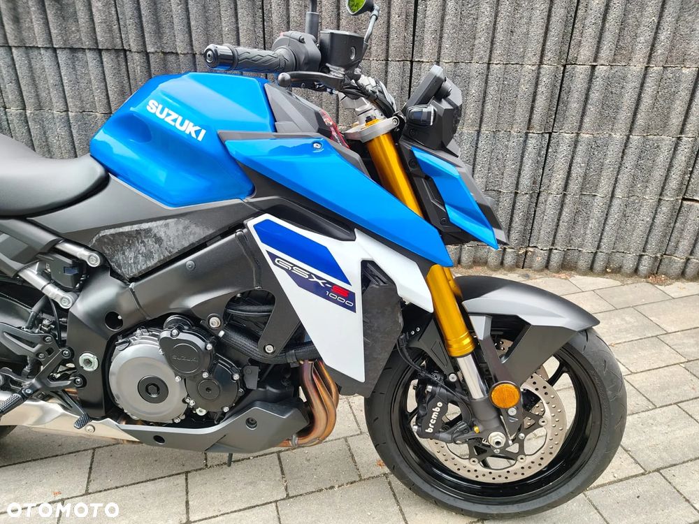 Suzuki GSX 1000 - 15