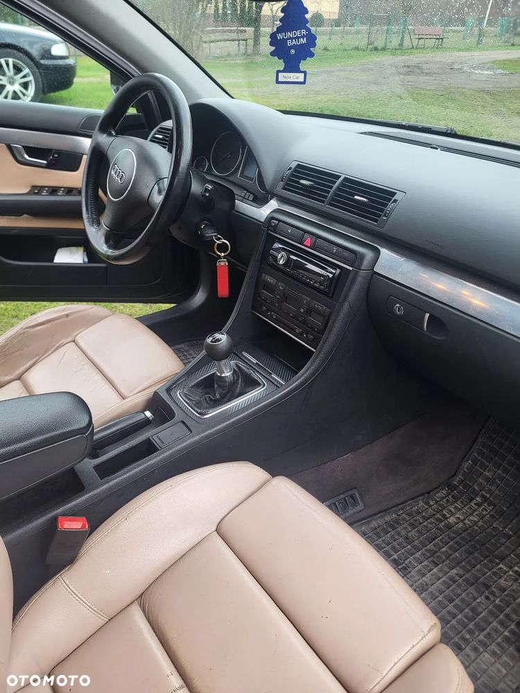 Audi A4 Limousine 1.8T - 19