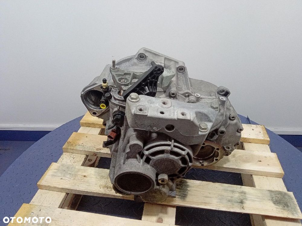 VW PASSAT B8 2.0 TDI 150 KM SKRZYNIA BIEGÓW MANUALNA MANUAL TWE - 3