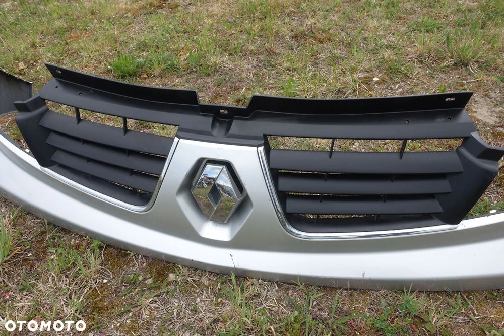 ATRAPA GRILL TRAFIC II LIFT 06r.-14r. - 6
