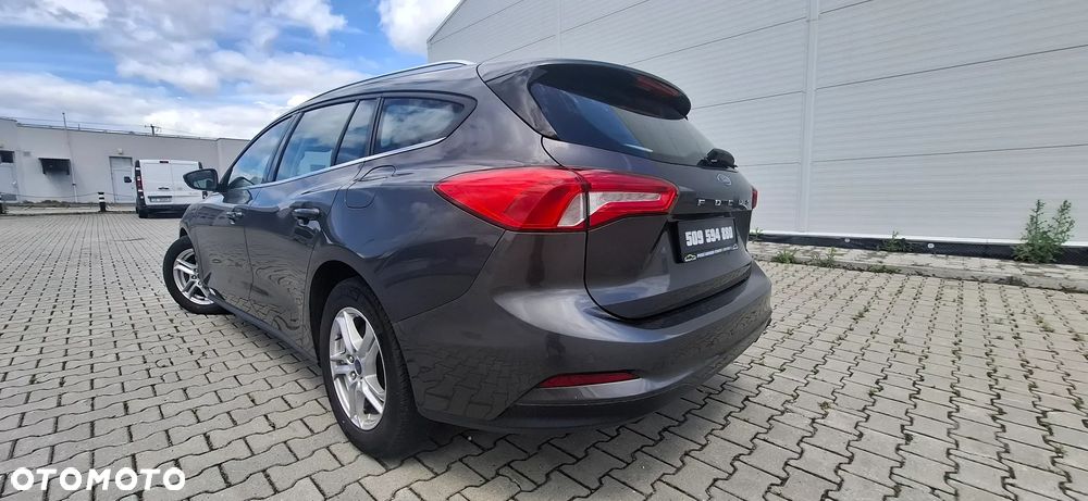 Ford Focus SW 2.0 EcoBlue S&S ACTIVE - 4