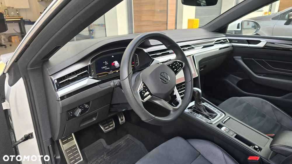 Volkswagen Arteon 2.0 TDI R-Line DSG - 22