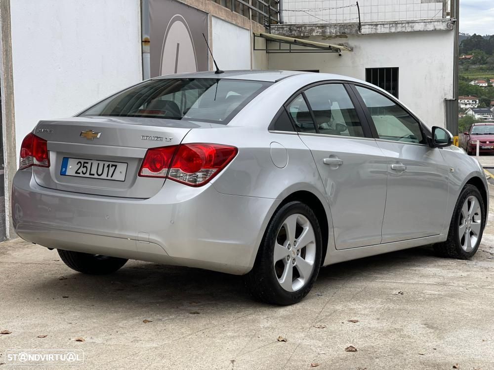 Chevrolet Cruze 2.0 VCDi LT - 2