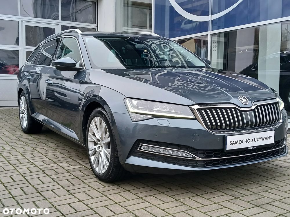 Skoda Superb 2.0 TDI SCR Style DSG - 32