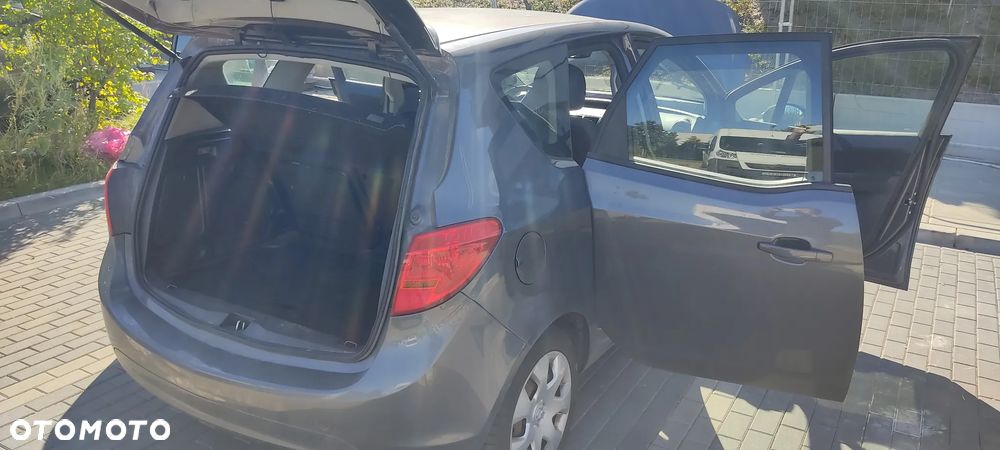Opel Meriva 1.3 CDTI Cosmo ecoFLEX - 2