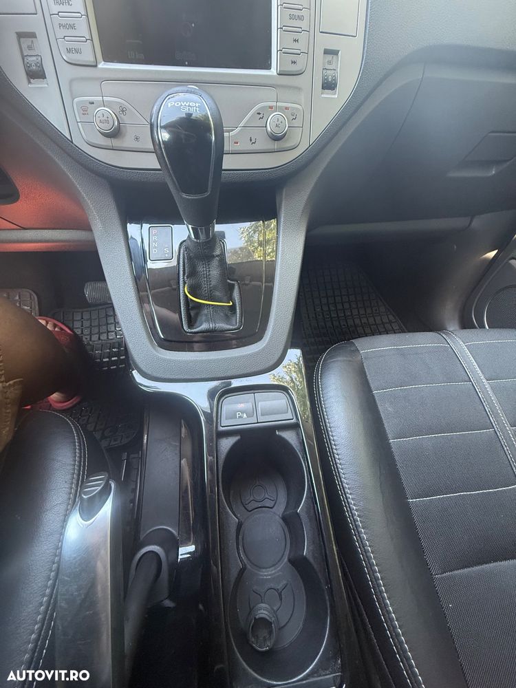 Ford Kuga 2.0 TDCi 4WD Powershift Titanium - 9