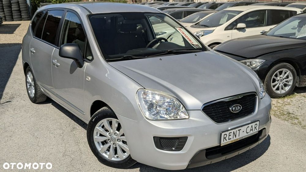 Kia Carens - 6