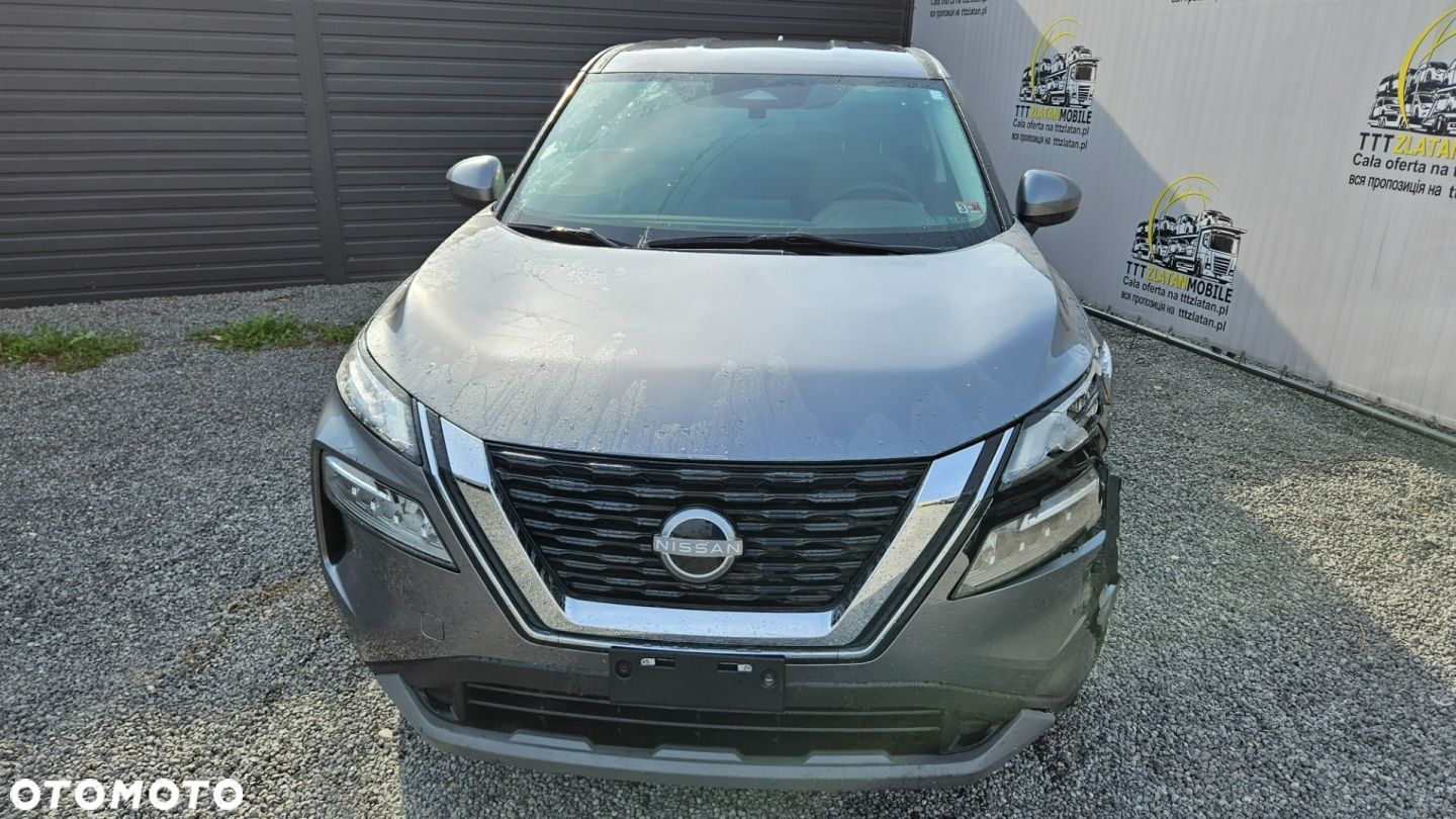 Nissan Rogue - 1
