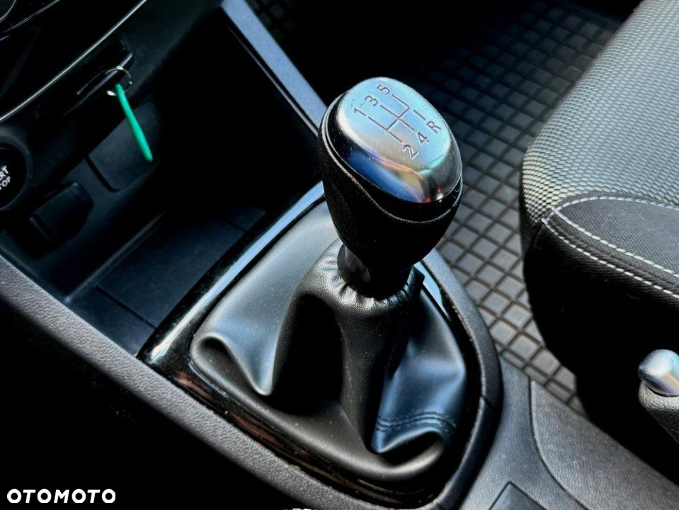 Renault Clio - 26