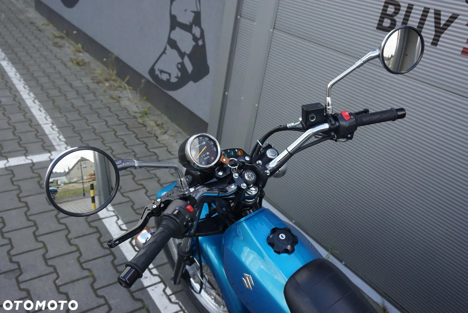 Suzuki RV - 10