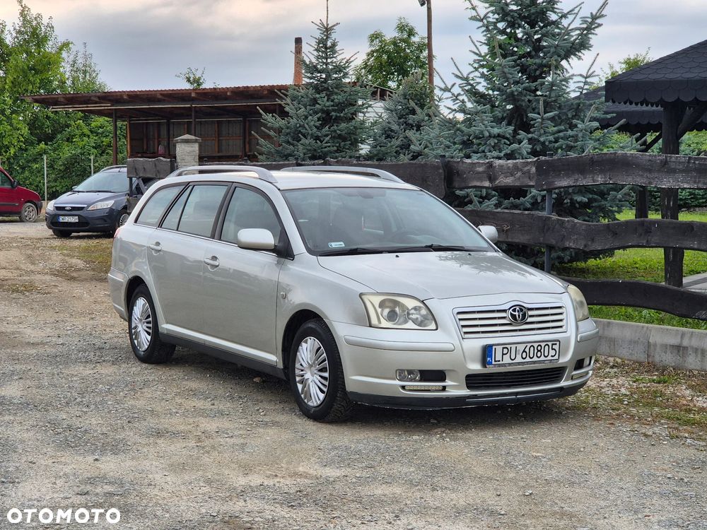 Toyota Avensis 1.8 VVT-i Terra - 2