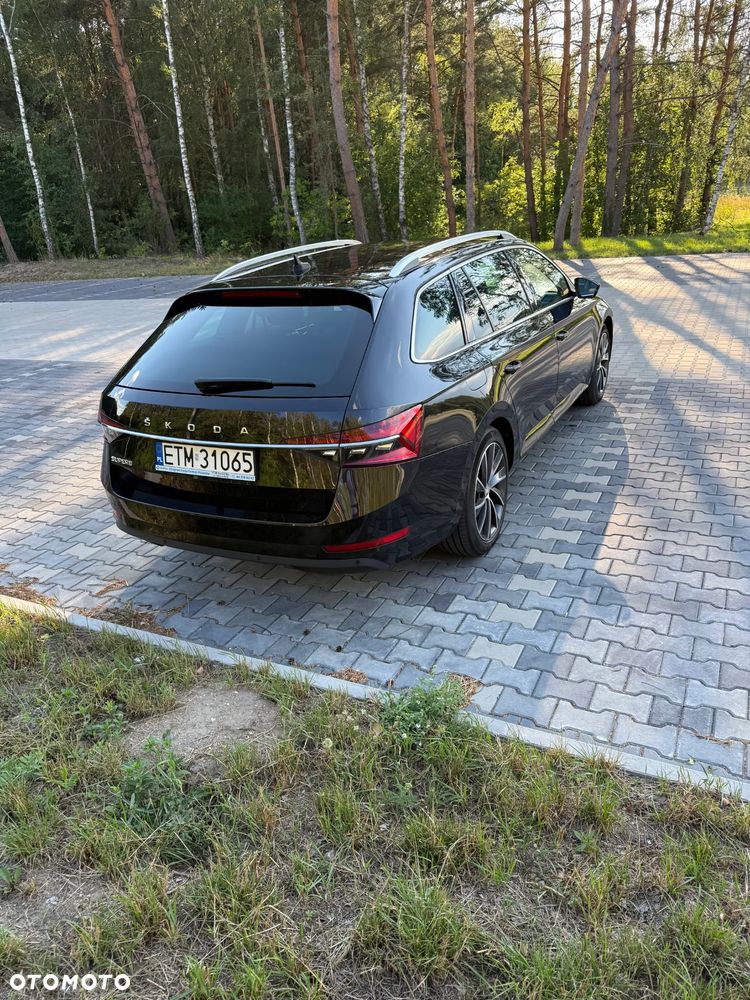 Skoda Superb 2.0 TDI DSG Ambition - 4