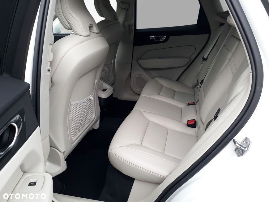 Volvo XC 60 - 7