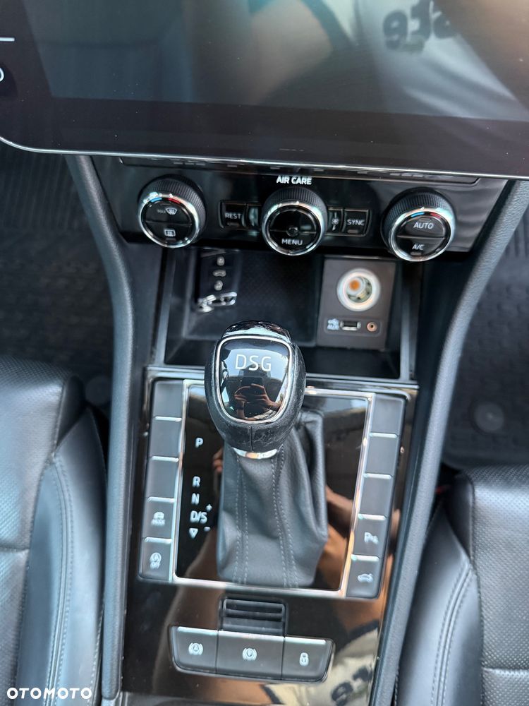 Skoda Superb 1.8 TSI L&K DSG - 26