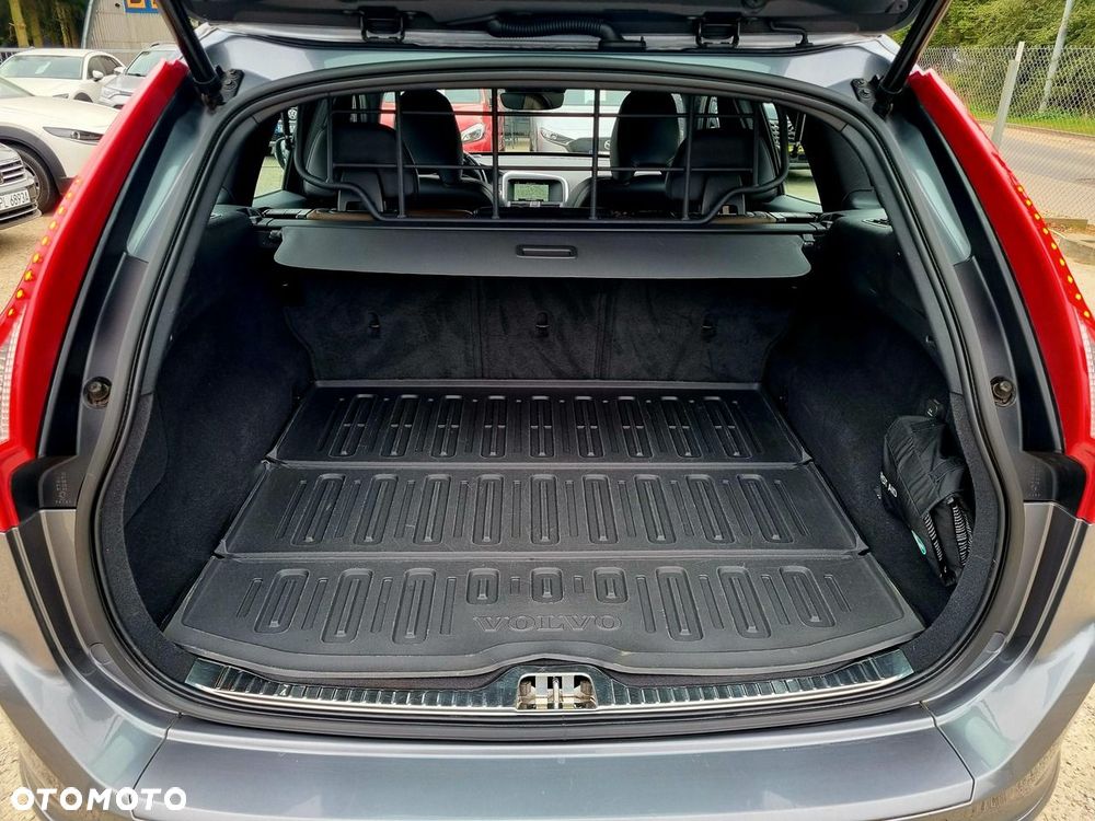 Volvo XC 60 D4 Geartronic Summum - 14