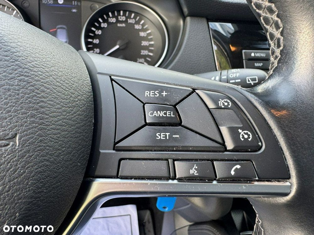 Nissan Qashqai - 14