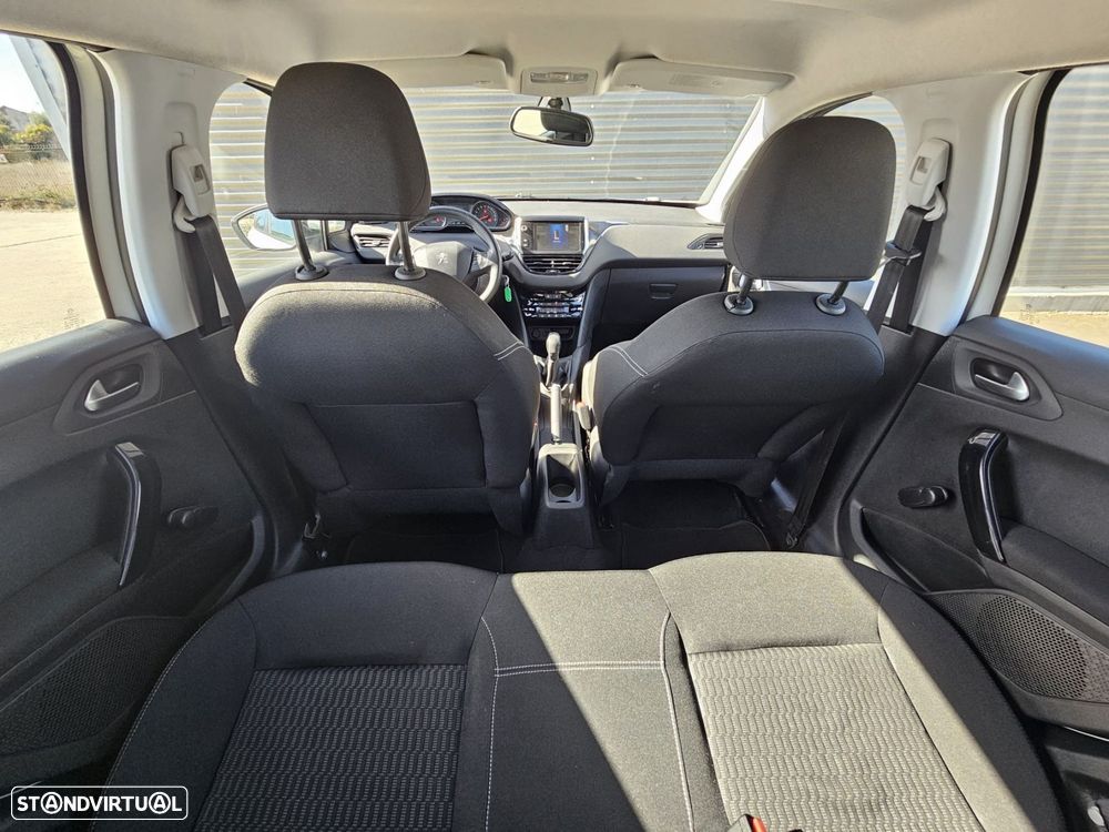 Peugeot 208 1.4 HDi Active - 47